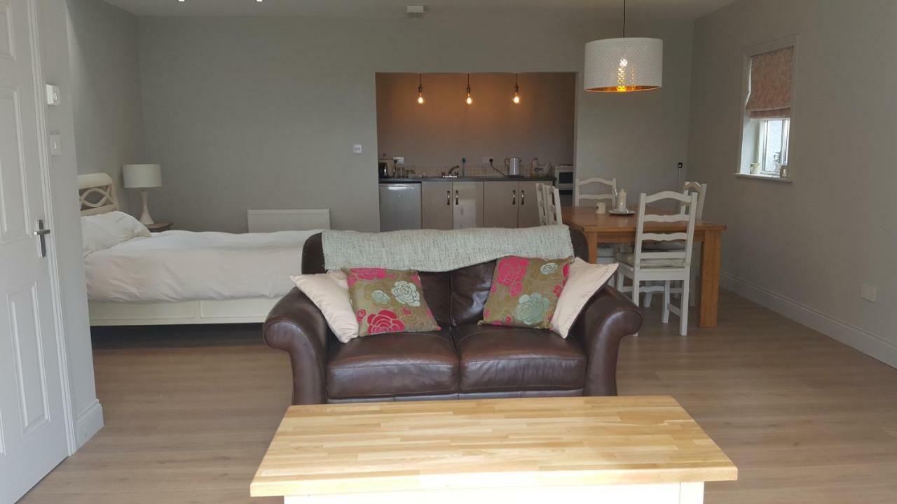 Ballynacarrick Upper Ballinacarrick 아파트 외부 사진